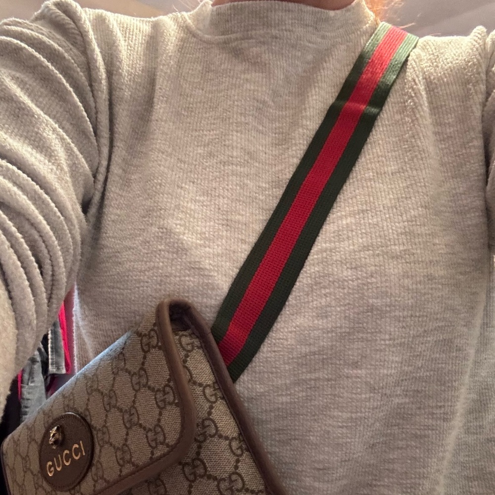 Gucci Mini Bag in Beige and Brown with GG Pattern - Picture 9 of 11